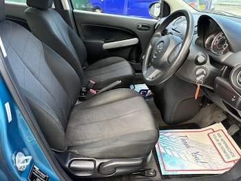 Used Mazda Mazda2 2013 for sale - 78578900: Photo