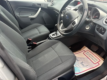 Used Ford Fiesta 2010 for sale - 77271619: Photo