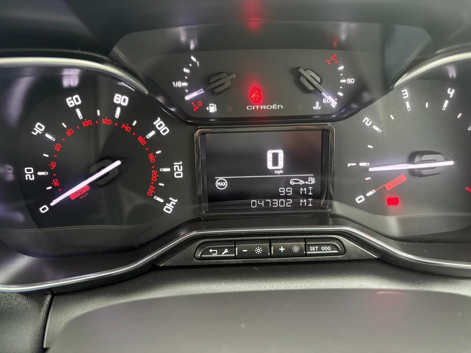 Used Citroen C3 Aircross 2018 for sale - 76969434: Photo 3