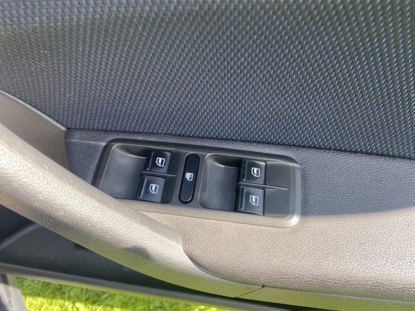 Used Skoda Yeti 2013 for sale - 68281102: Photo 9