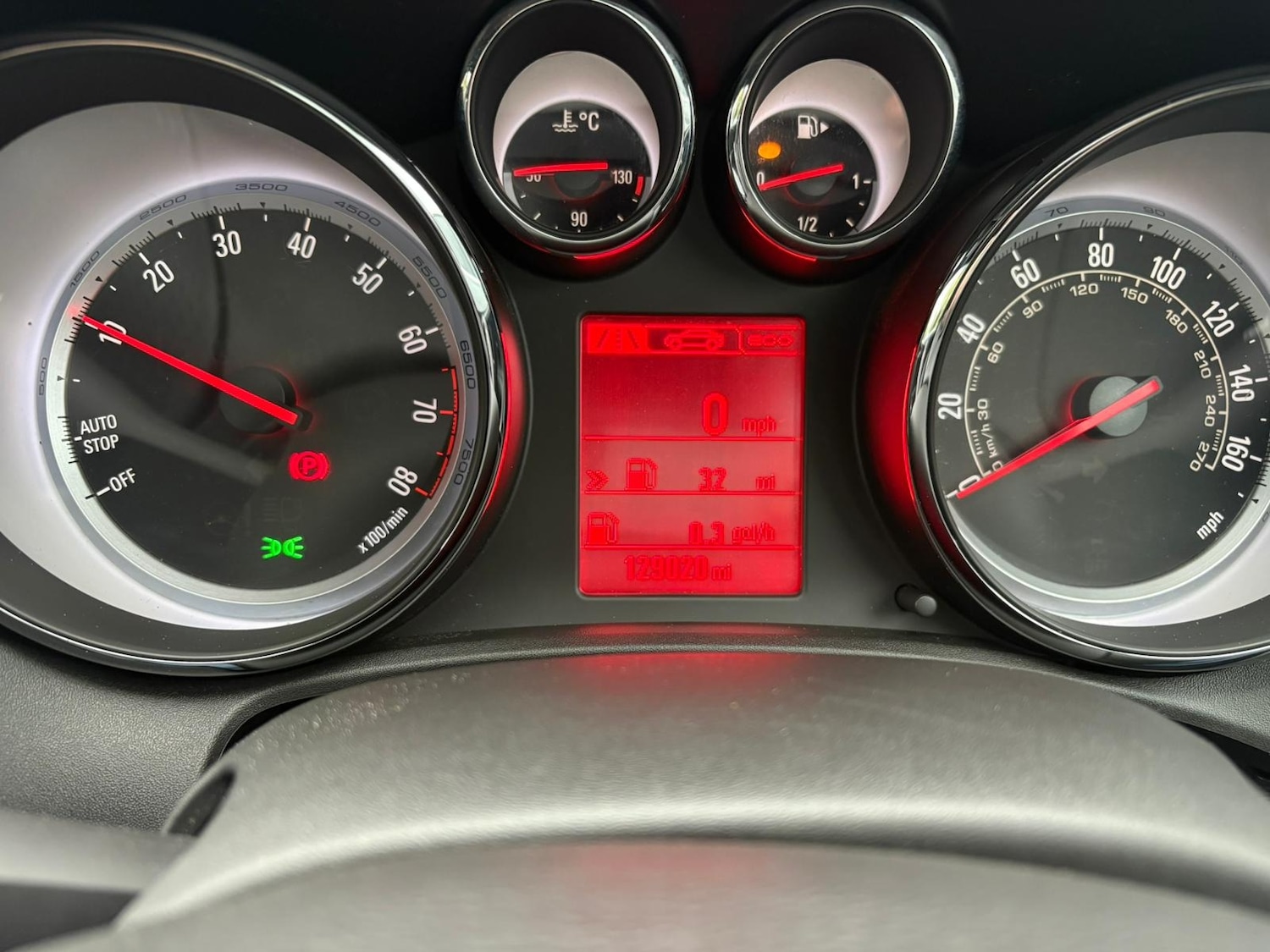 Used Vauxhall Cascada 2013 for sale - 76542817: Photo 3