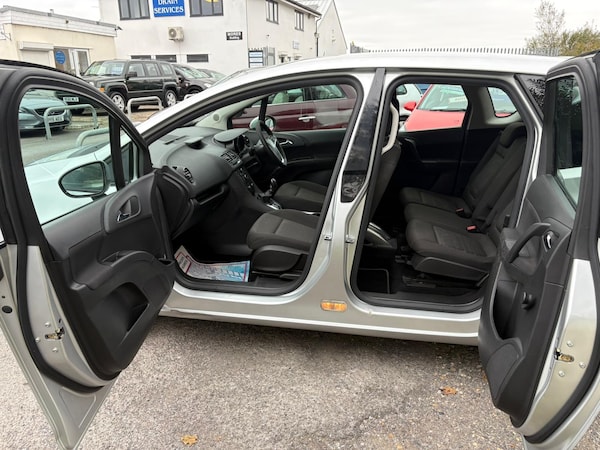 Used Vauxhall Meriva 2011 for sale - 76274194: Photo 8