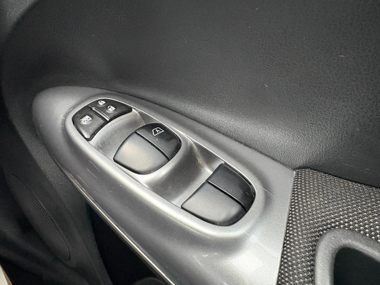 Used Nissan Juke 2011 for sale - 77663380: Photo 12