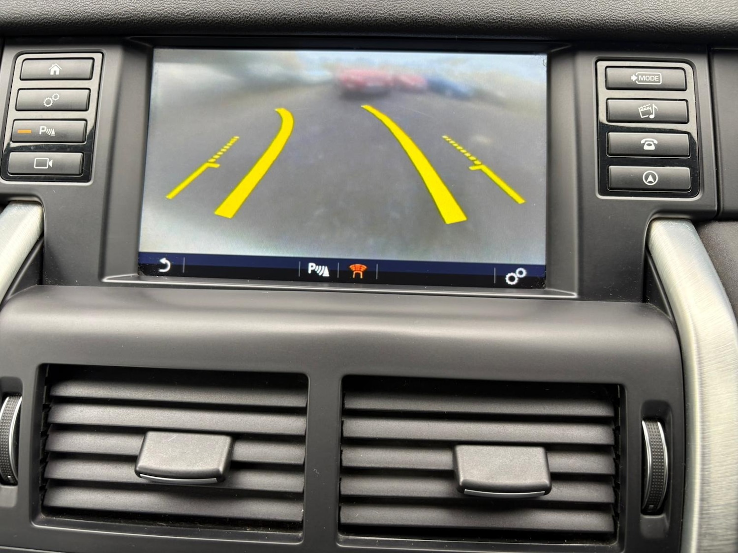 Used Land Rover Discovery Sport 2017 for sale - 76505569: Photo 13