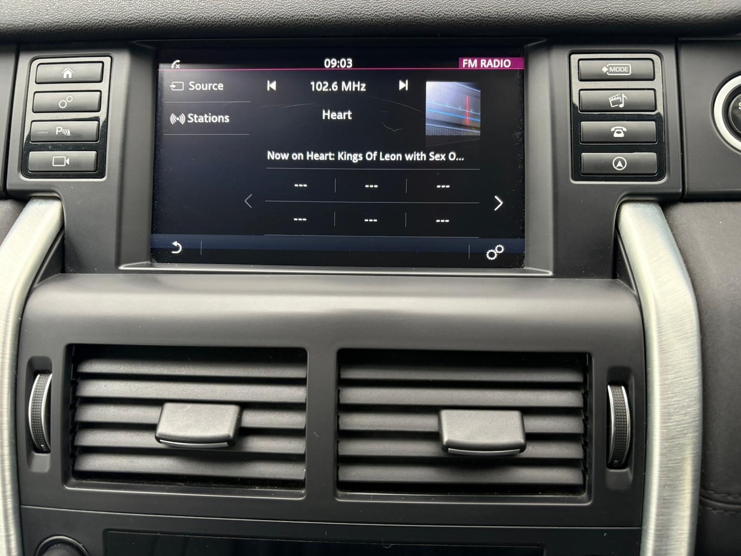 Used Land Rover Discovery Sport 2017 for sale - 76505569: Photo 14