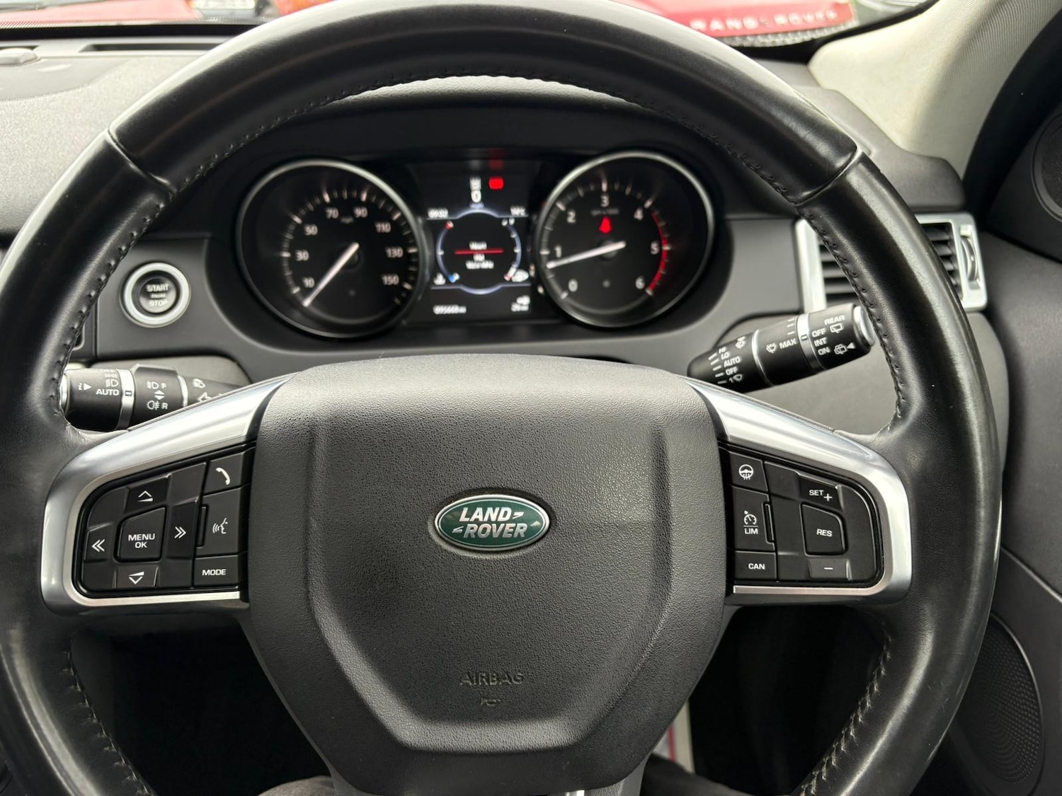 Used Land Rover Discovery Sport 2017 for sale - 76505569: Photo 9