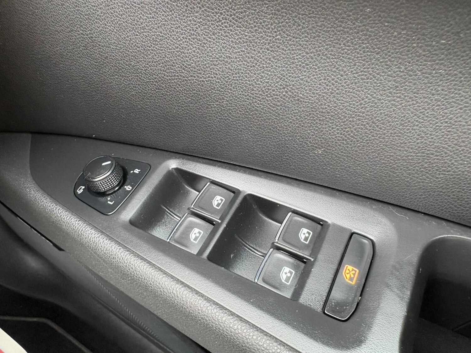 Used SEAT Leon 2016 for sale - 78197440: Photo 15