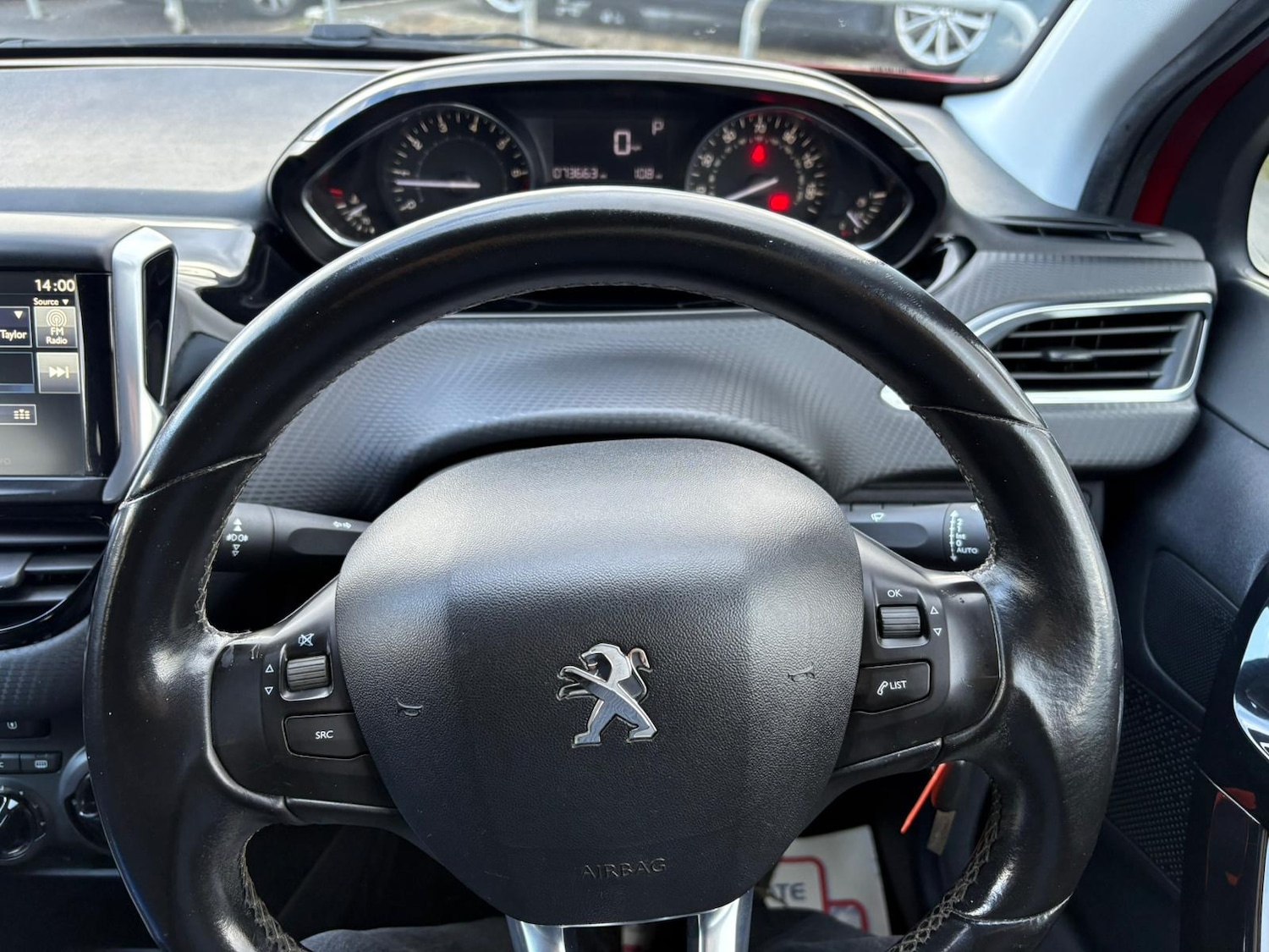Used Peugeot 208 2015 for sale - 76426380: Photo 11
