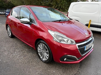 Used Peugeot 208 2015 for sale - 76426380: Photo