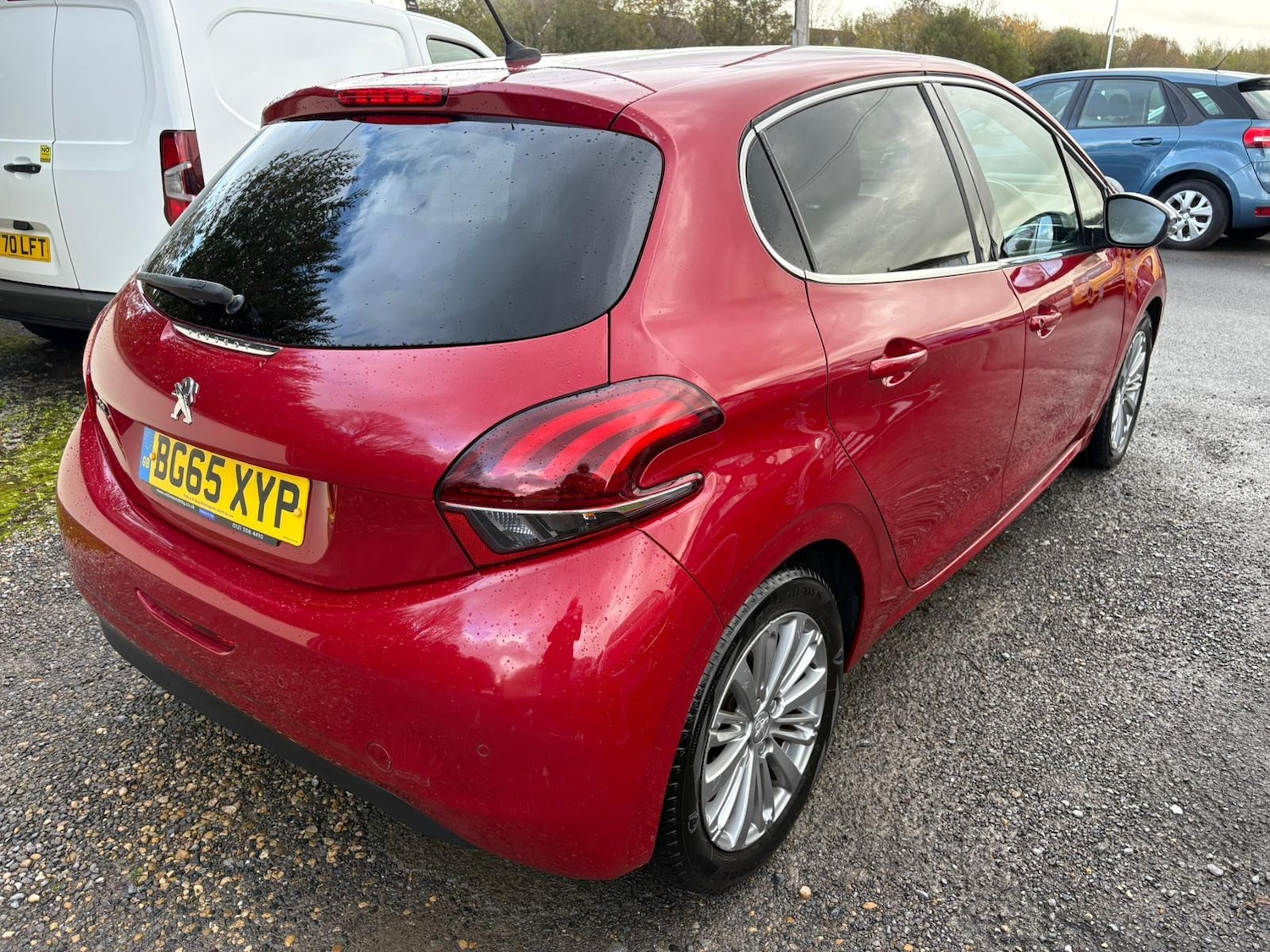 Used Peugeot 208 2015 for sale - 76426380: Photo 21