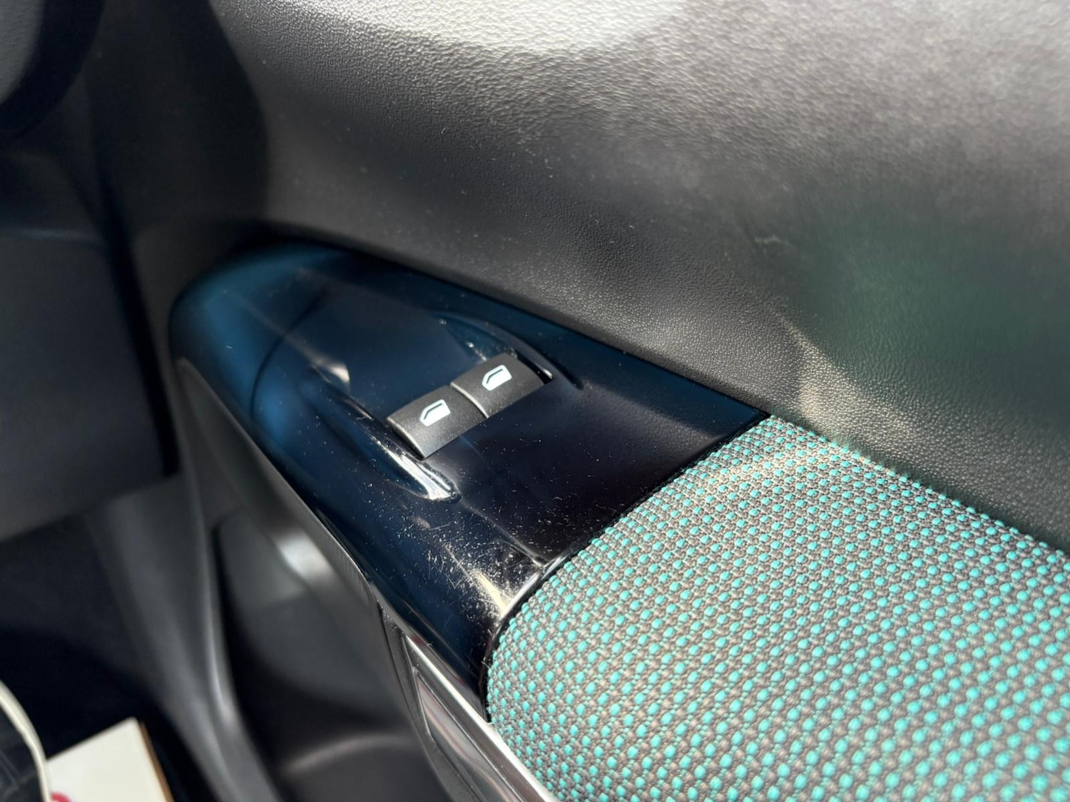 Used Citroen C4 Cactus 2016 for sale - 76809415: Photo 13