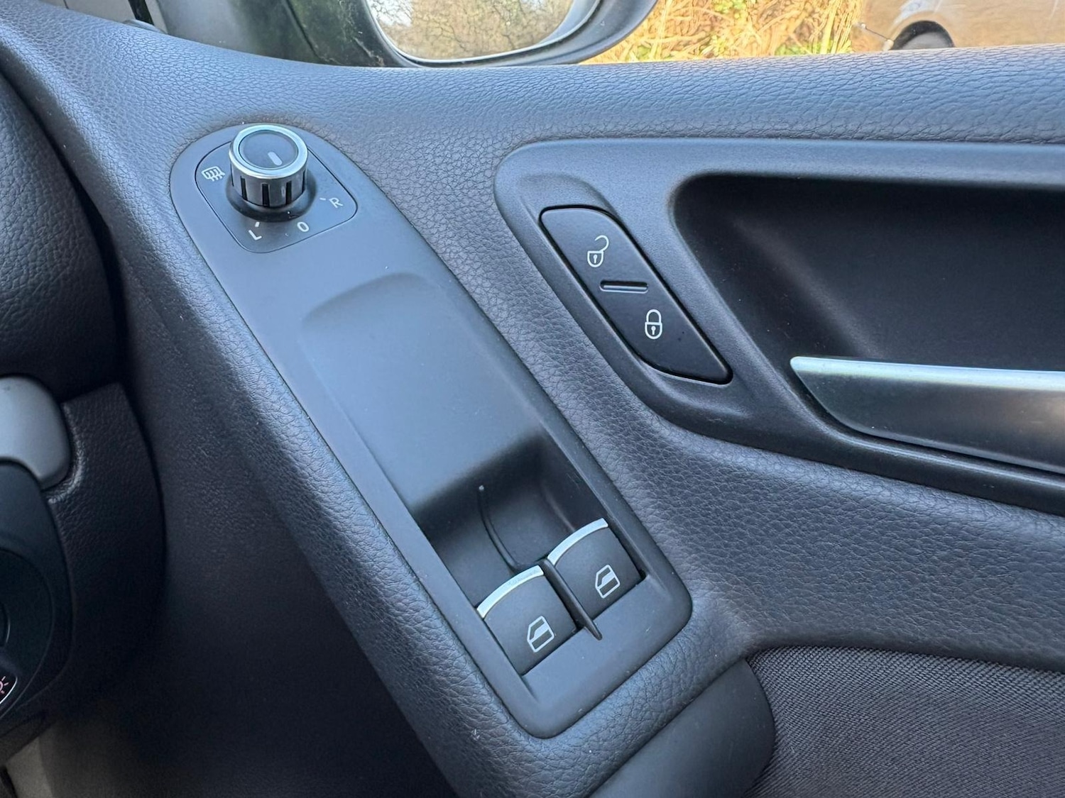 Used Volkswagen Golf 2011 for sale - 77567757: Photo 15