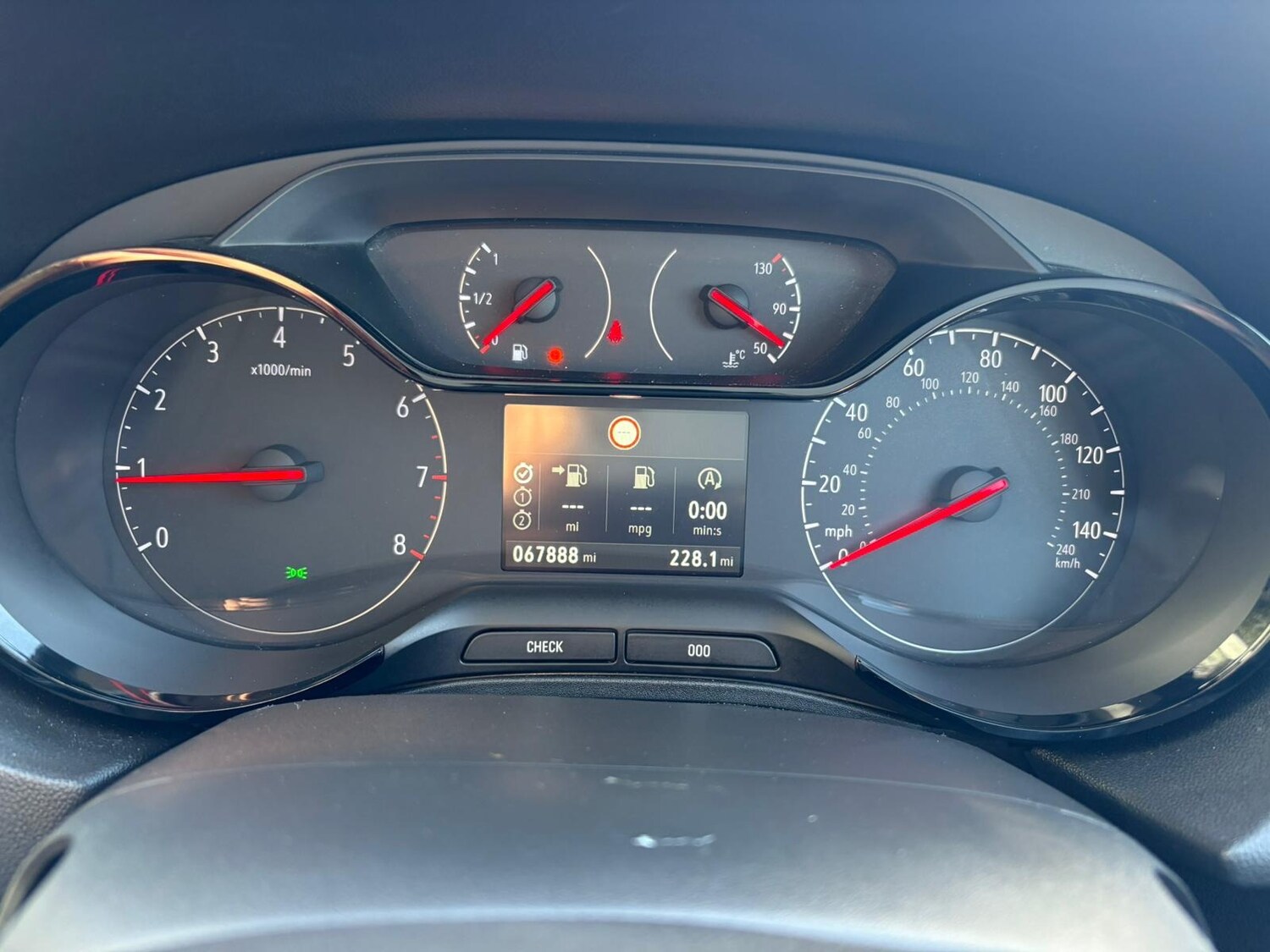 Used Vauxhall Grandland X 2018 for sale - 76352444: Photo 3