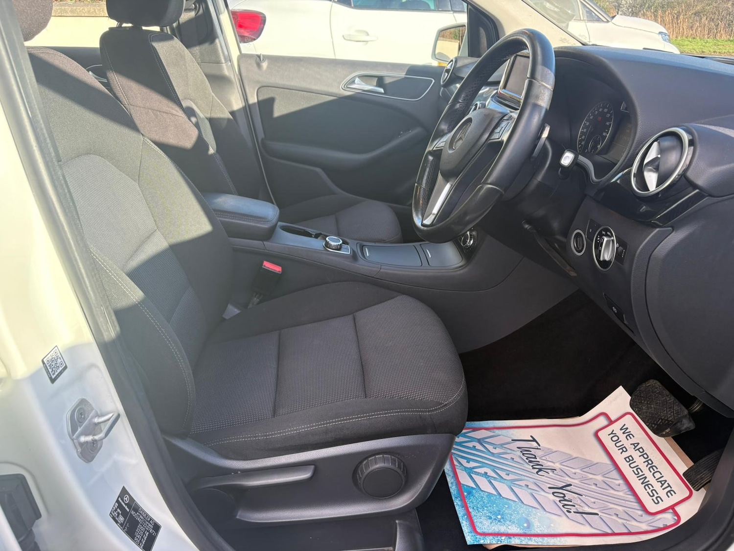 Used Mercedes-Benz B Class 2014 for sale - 77223299: Photo 2