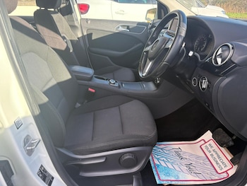 Used Mercedes-Benz B Class 2014 for sale - 77223299: Photo