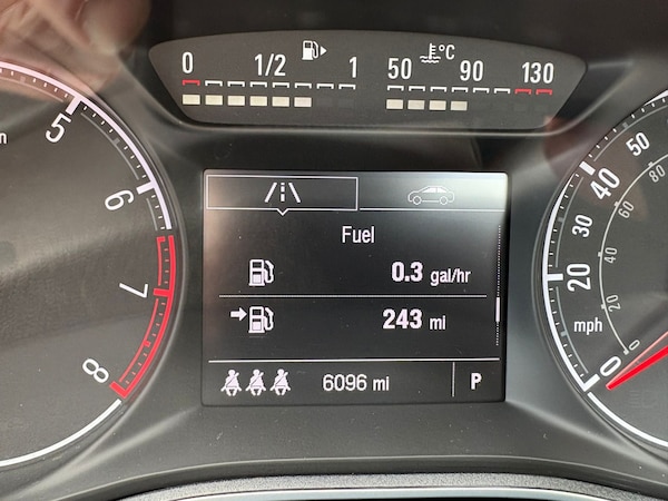Used Vauxhall Corsa 2015 for sale - 75441645: Photo 3