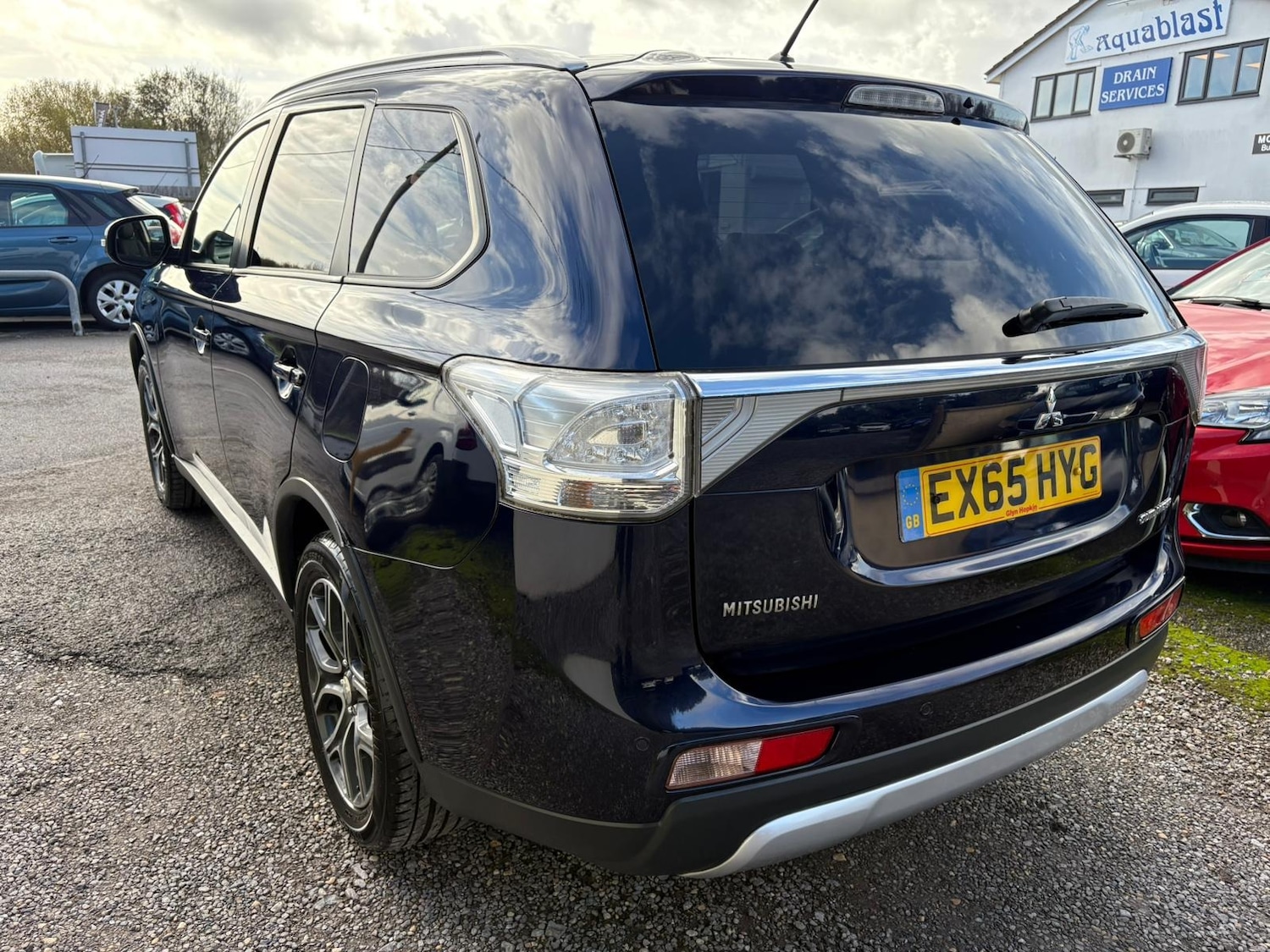 Used Mitsubishi Outlander 2015 for sale - 76340861: Photo 5