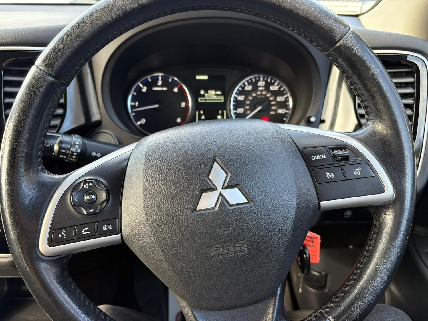Used Mitsubishi Outlander 2015 for sale - 76340861: Photo 7
