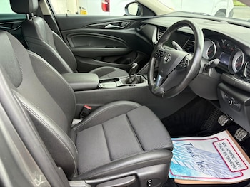 Used Vauxhall Insignia 2018 for sale - 75582950: Photo