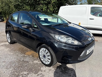 2010 (10) - 1.25 Edge 5dr [82]