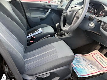 Used Ford Fiesta 2010 for sale - 75920562: Photo