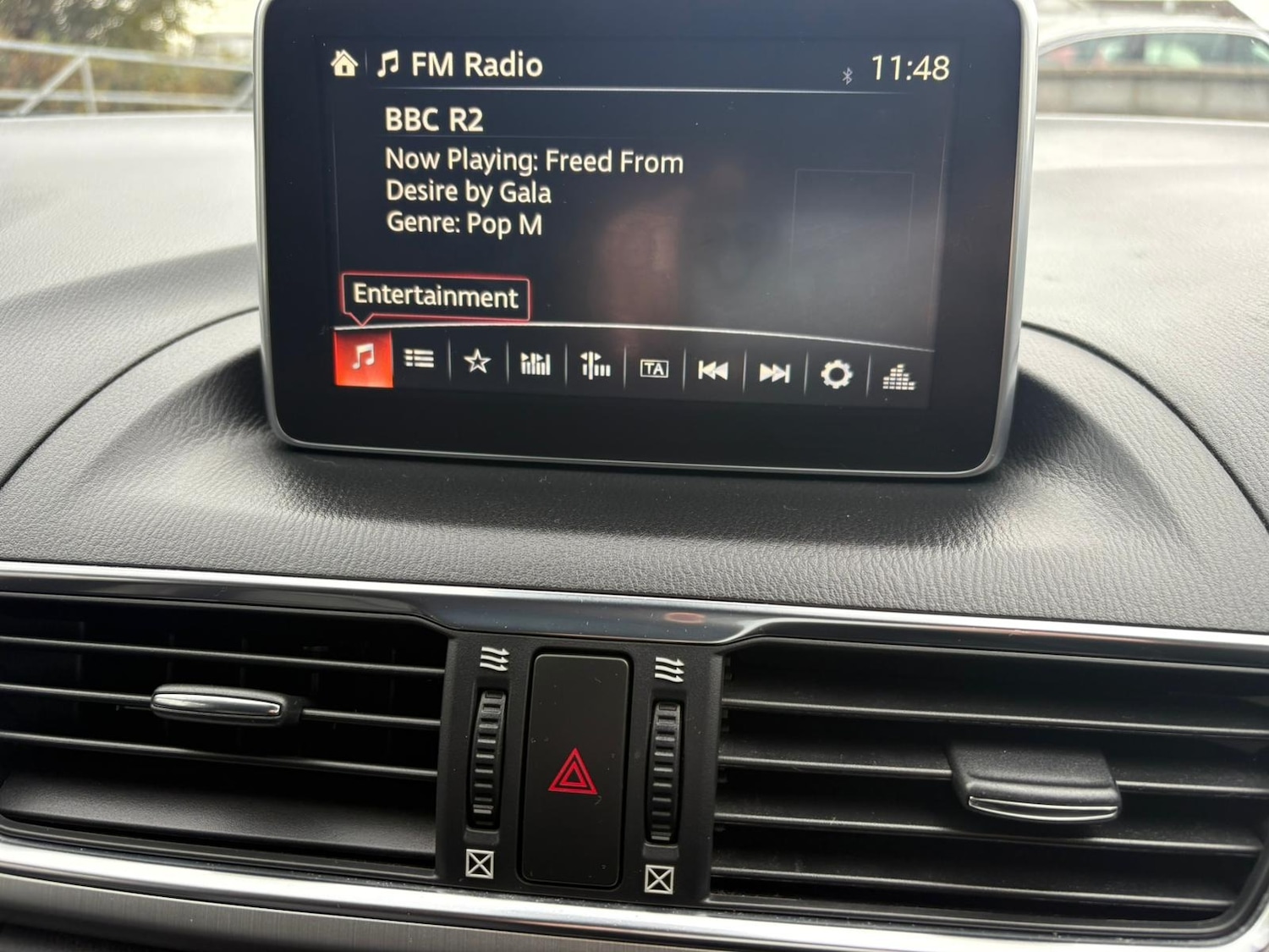 Used Mazda Mazda3 2014 for sale - 76477404: Photo 9