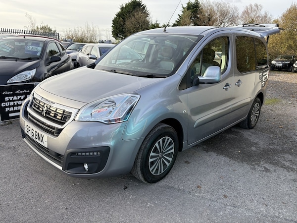 Used Peugeot Partner Tepee 2016 for sale - 72873089: Photo 13