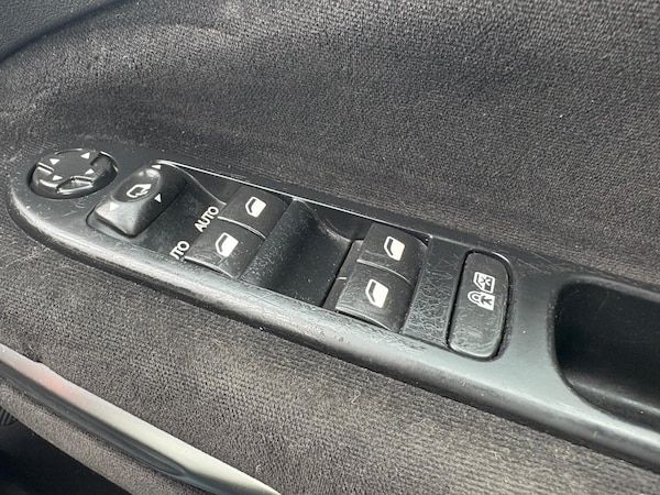 Used Citroen C3 Picasso 2014 for sale - 76299476: Photo 11