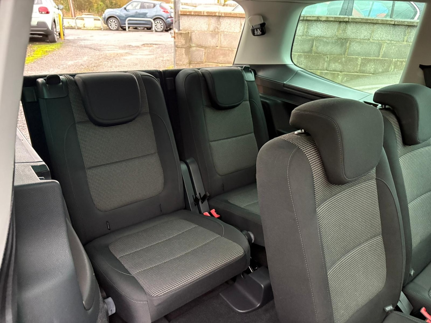 Used Volkswagen Sharan 2012 for sale - 76762199: Photo 15