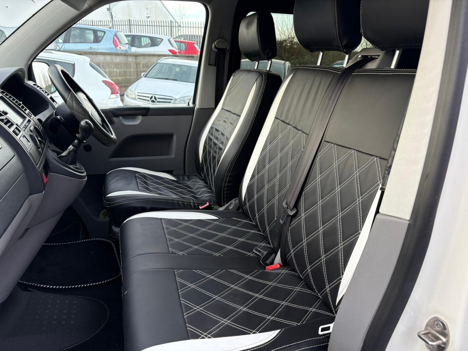 Used Volkswagen Transporter 2009 for sale - 77168017: Photo 11