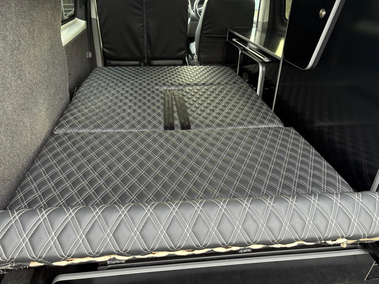 Used Volkswagen Transporter 2009 for sale - 77168017: Photo 15