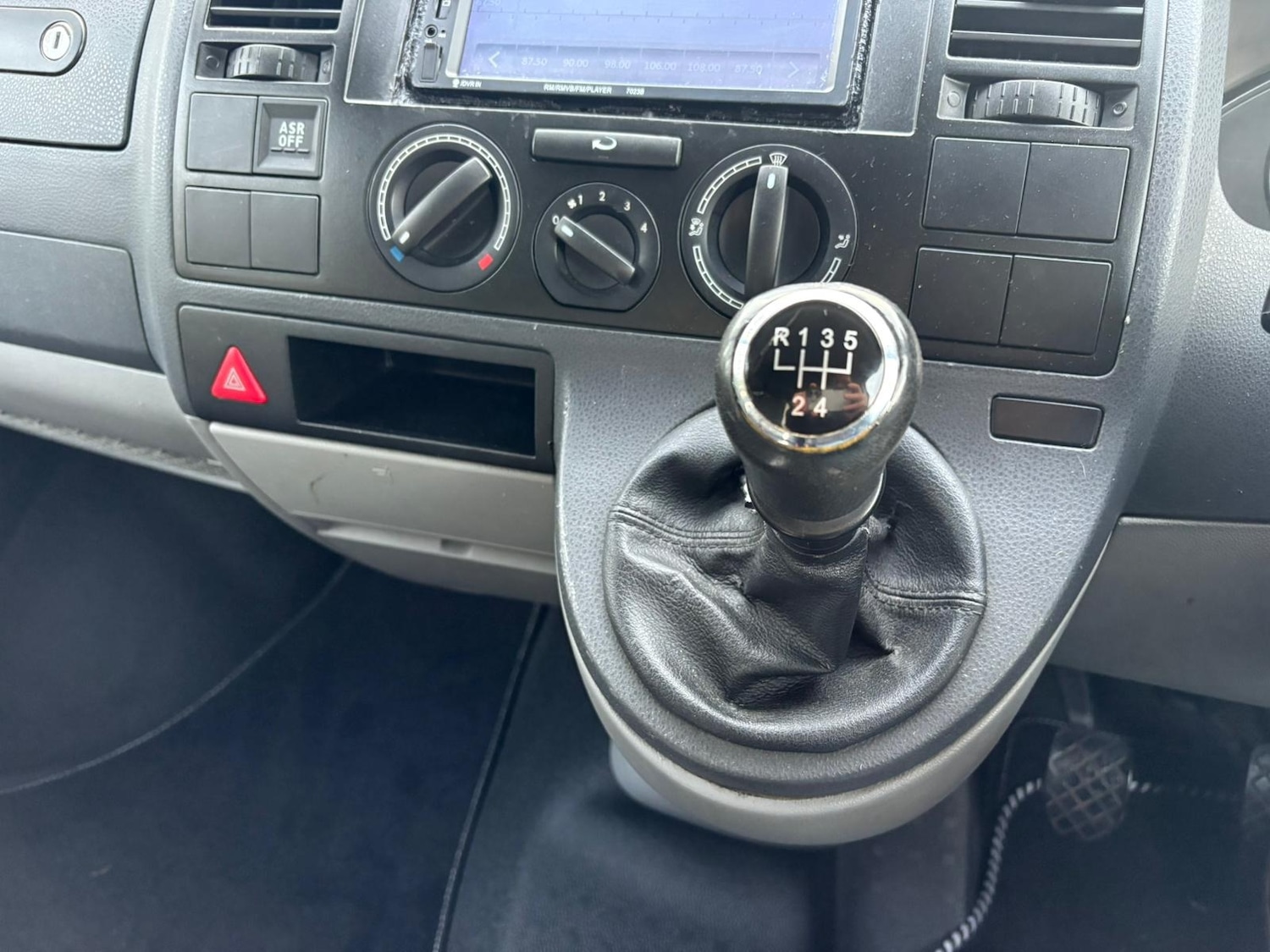 Used Volkswagen Transporter 2009 for sale - 77168017: Photo 17