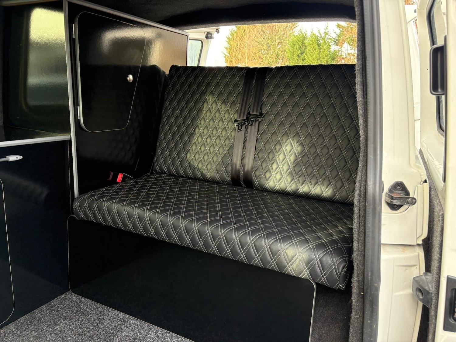 Used Volkswagen Transporter 2009 for sale - 77168017: Photo 3