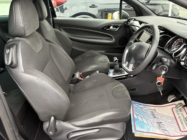 Used DS Automobiles DS 3 2017 for sale - 73709316: Photo 2