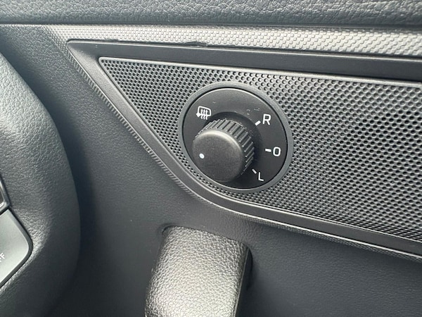 Used Skoda Fabia 2015 for sale - 76205859: Photo 13