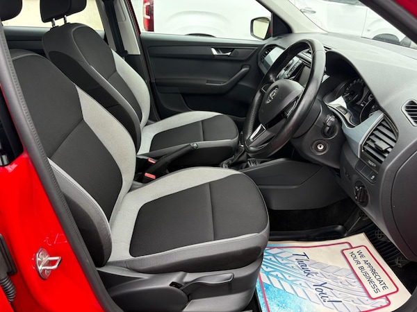 Used Skoda Fabia 2015 for sale - 76205859: Photo 2