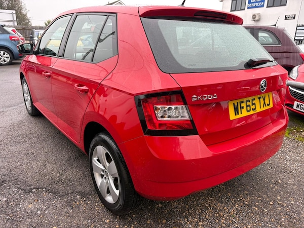 Used Skoda Fabia 2015 for sale - 76205859: Photo 5