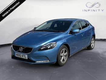 Used Volvo V40 2015 for sale - 75922891: Photo