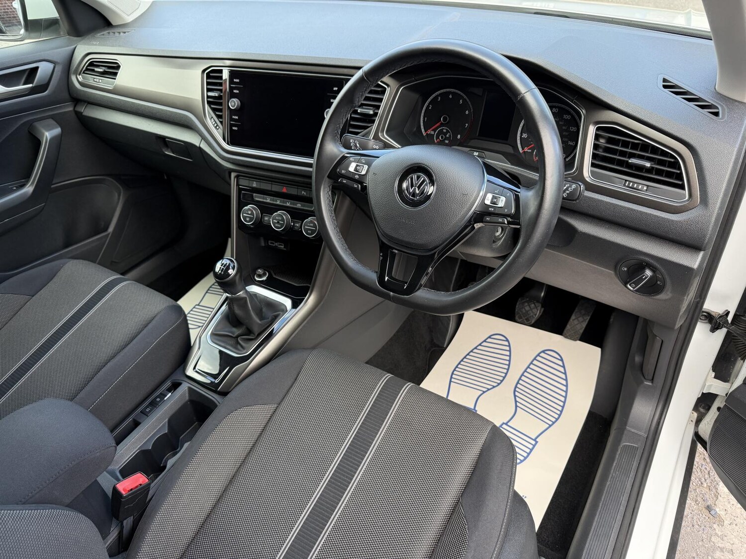 Used Volkswagen T-Roc 2018 for sale - 75985522: Photo 11