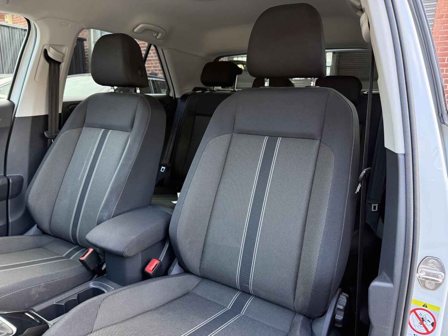 Used Volkswagen T-Roc 2018 for sale - 75985522: Photo 13