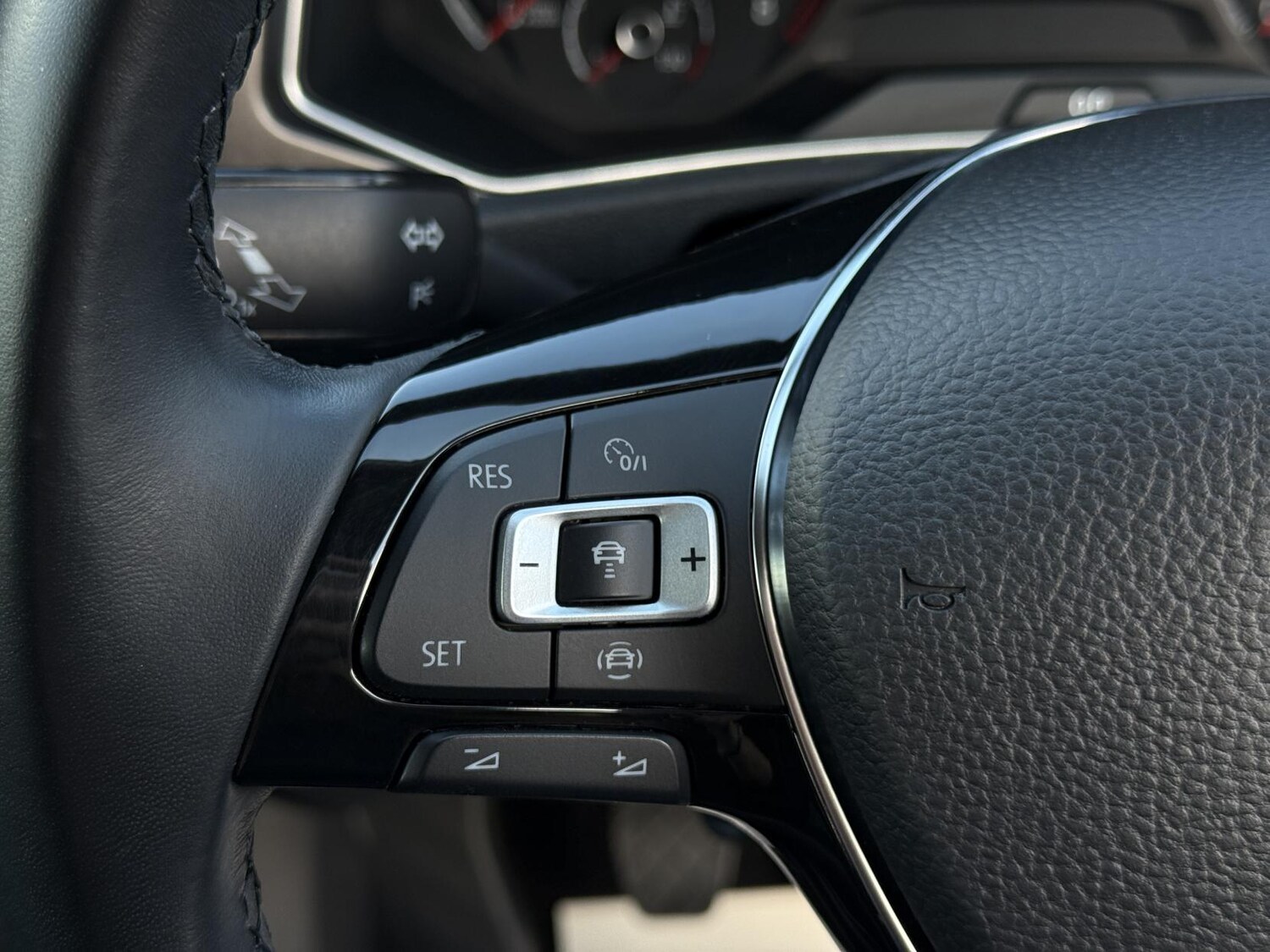 Used Volkswagen T-Roc 2018 for sale - 75985522: Photo 23