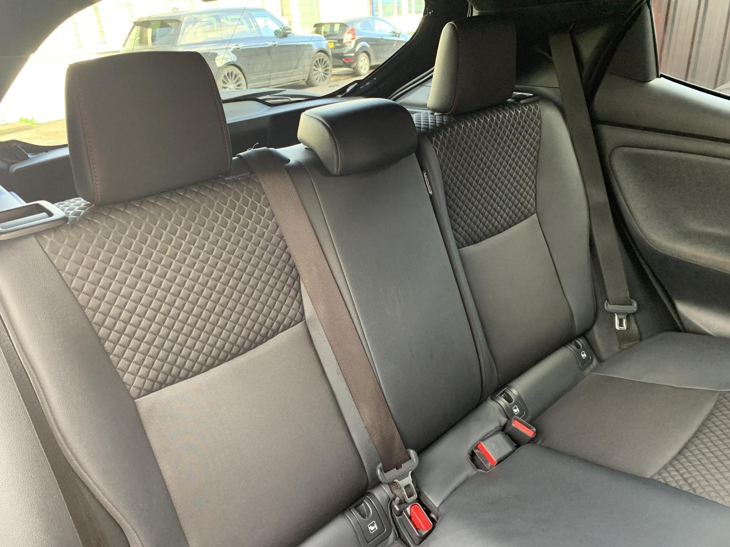 Used Toyota Yaris 2020 for sale - 76709821: Photo 13