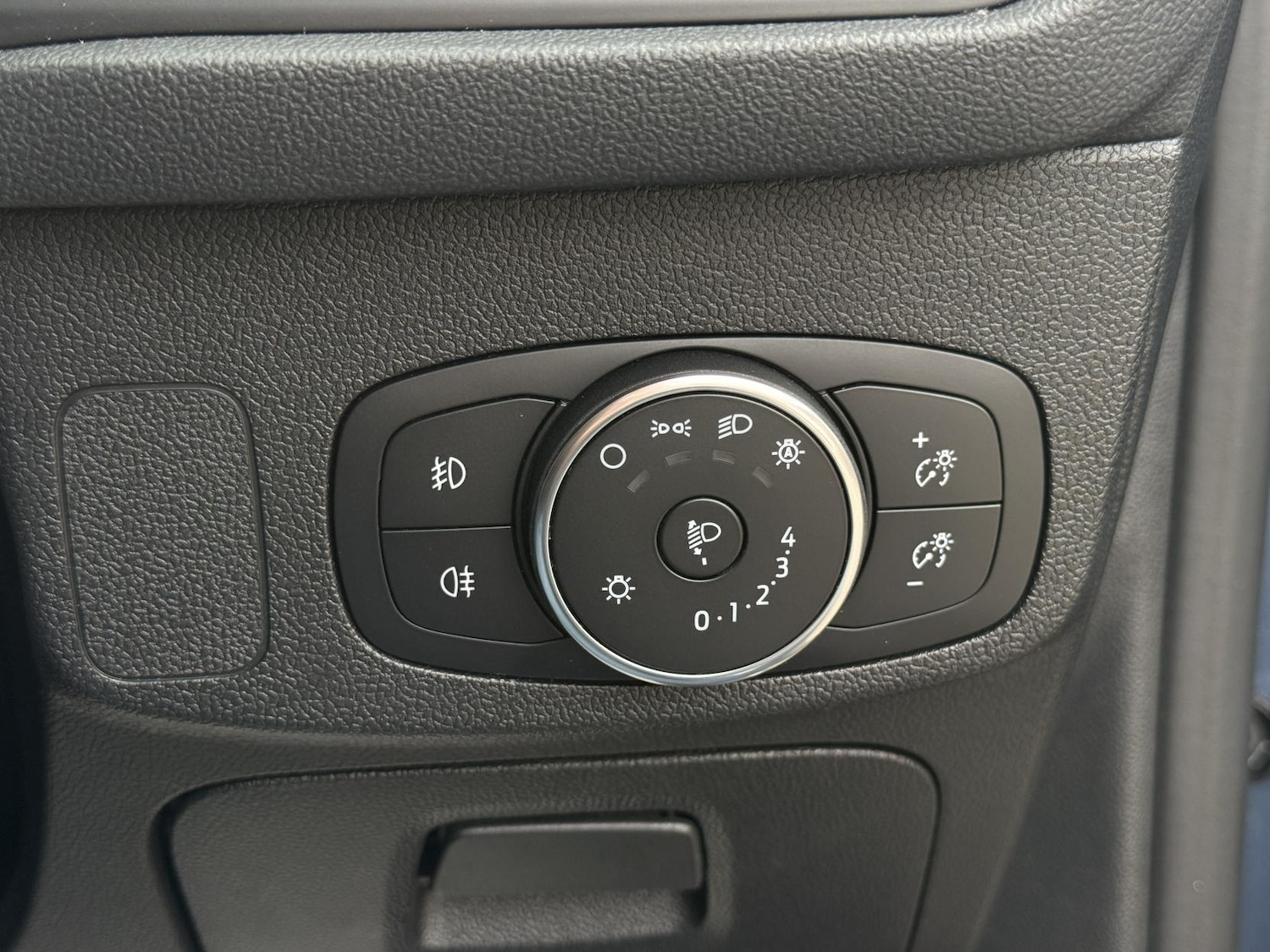 Used Ford Focus 2018 for sale - 76117684: Photo 30