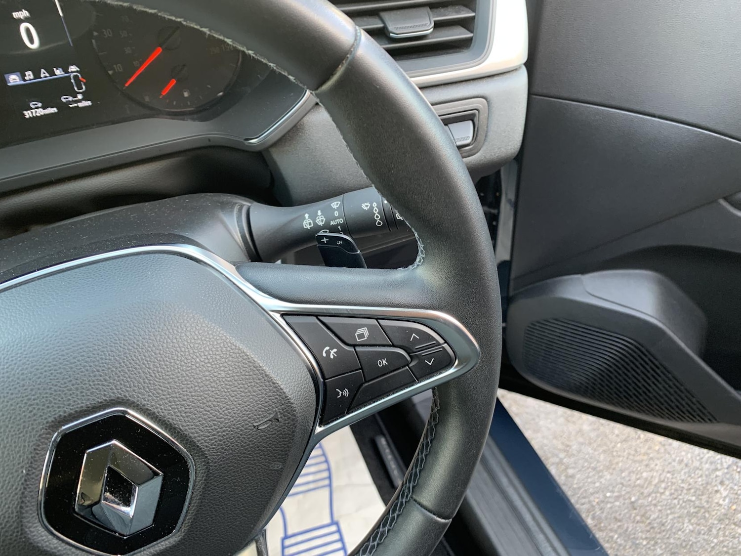 Used Renault Captur 2022 for sale - 75922898: Photo 21