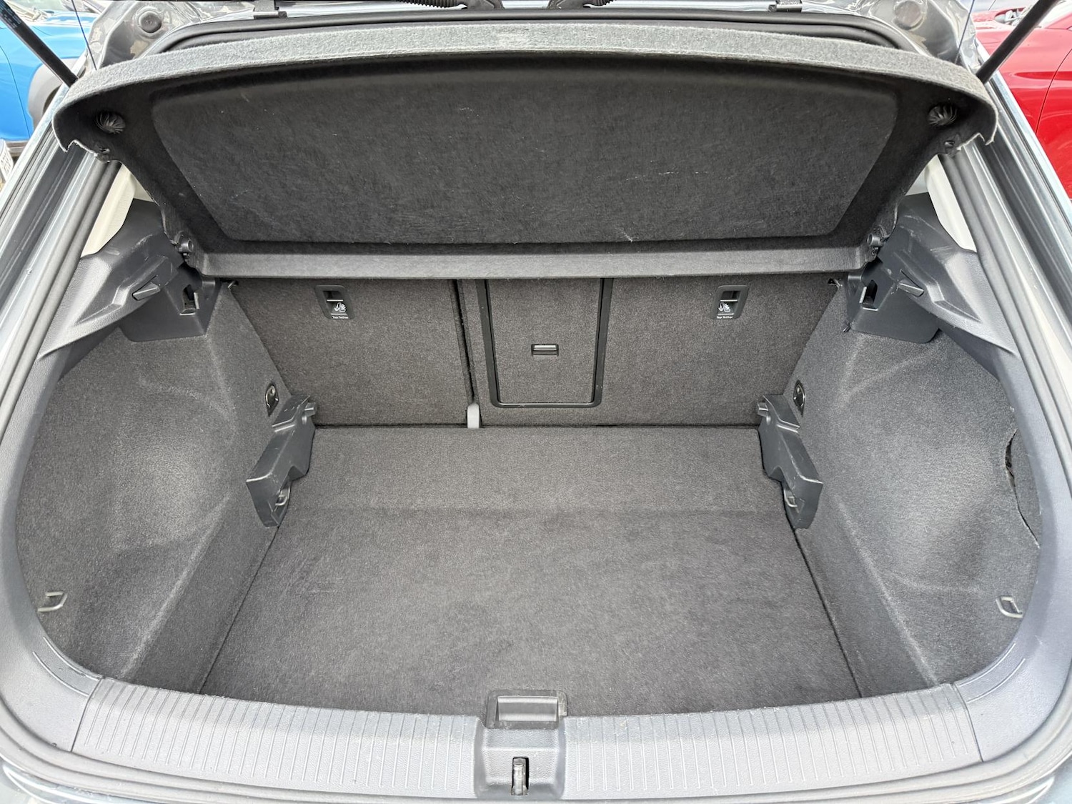 Used Volkswagen T-Roc 2018 for sale - 76431205: Photo 18