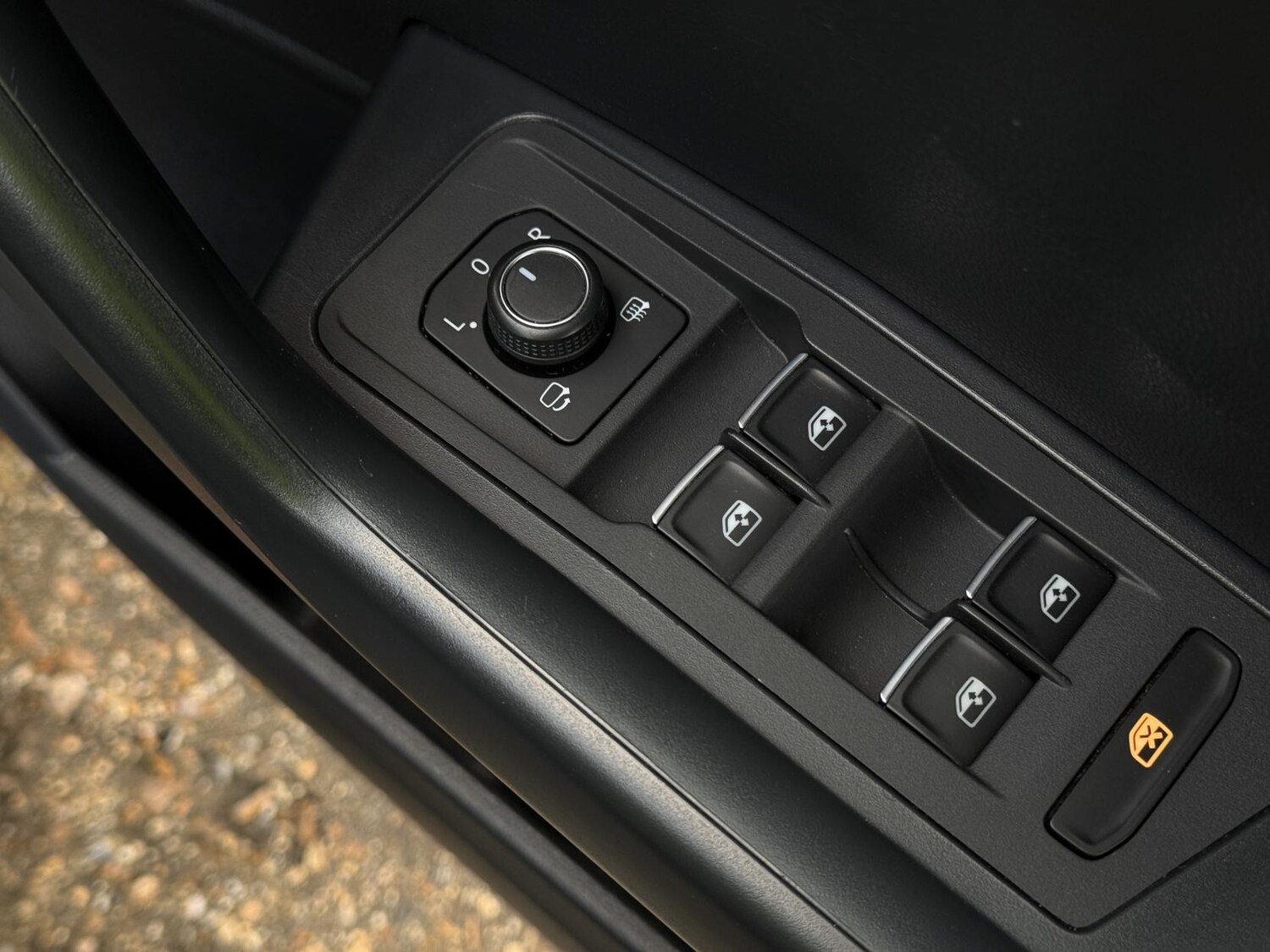 Used Volkswagen T-Roc 2018 for sale - 76431205: Photo 27