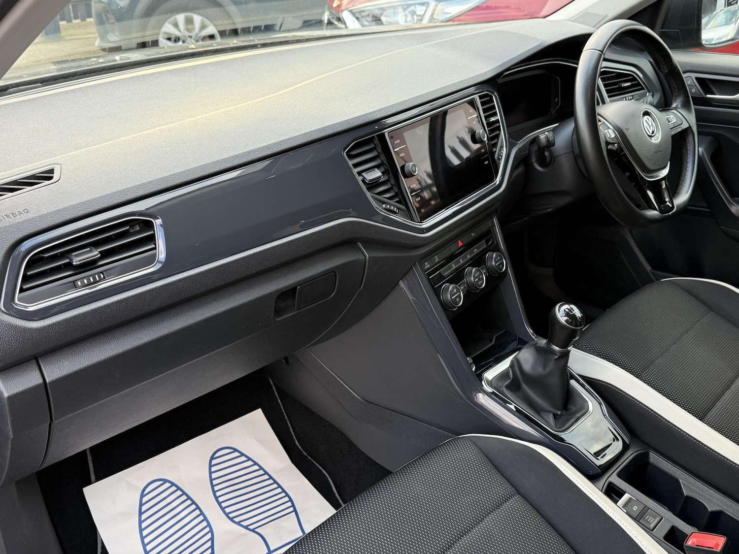 Used Volkswagen T-Roc 2018 for sale - 76431205: Photo 9