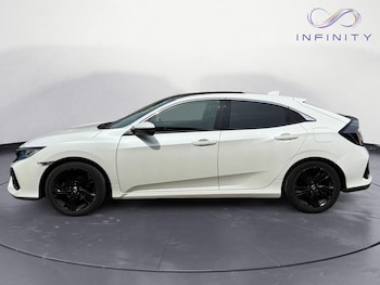 Used Honda Civic 2018 for sale - 79311970: Photo
