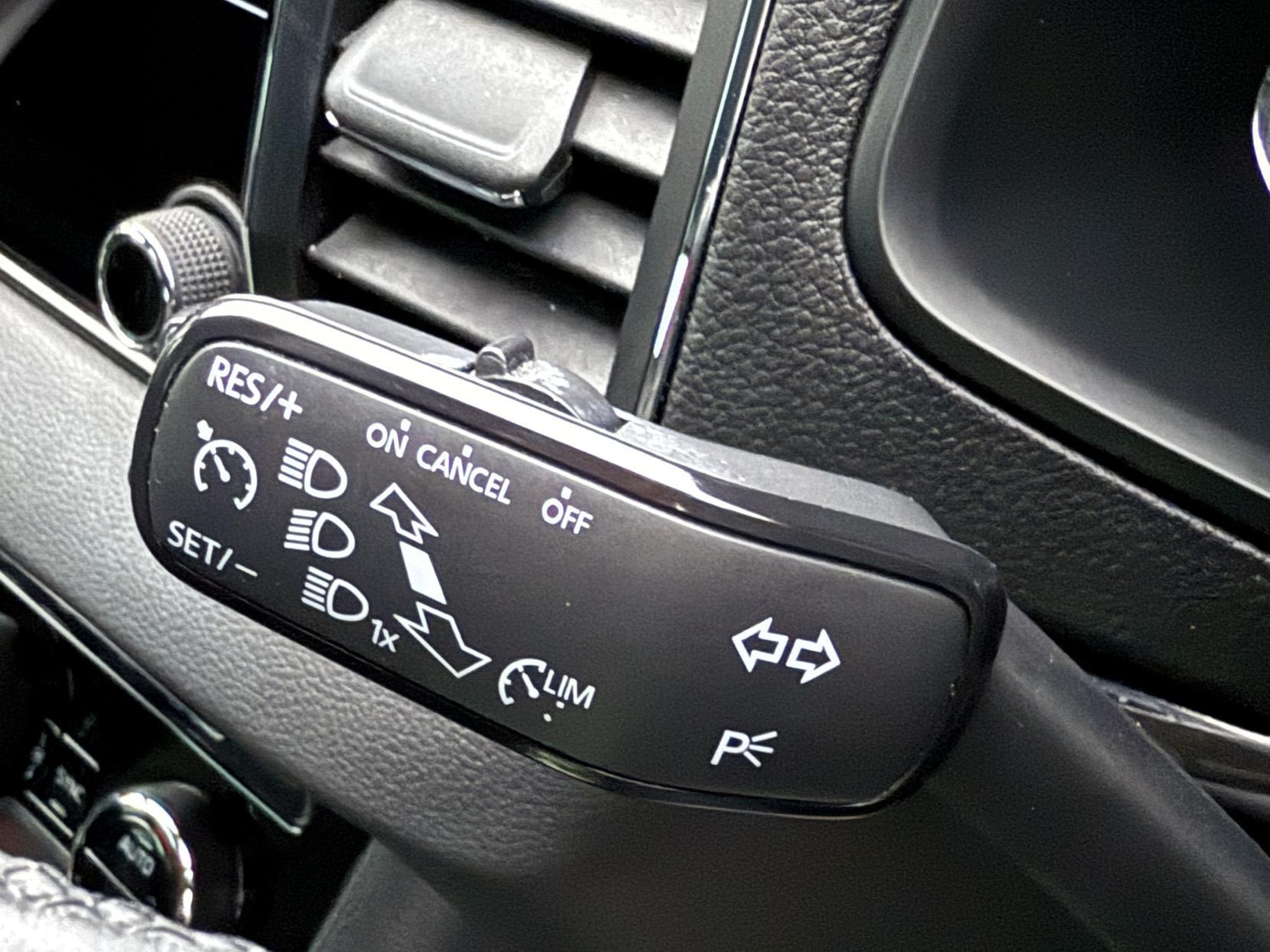 Used Skoda Karoq 2019 for sale - 76722769: Photo 24