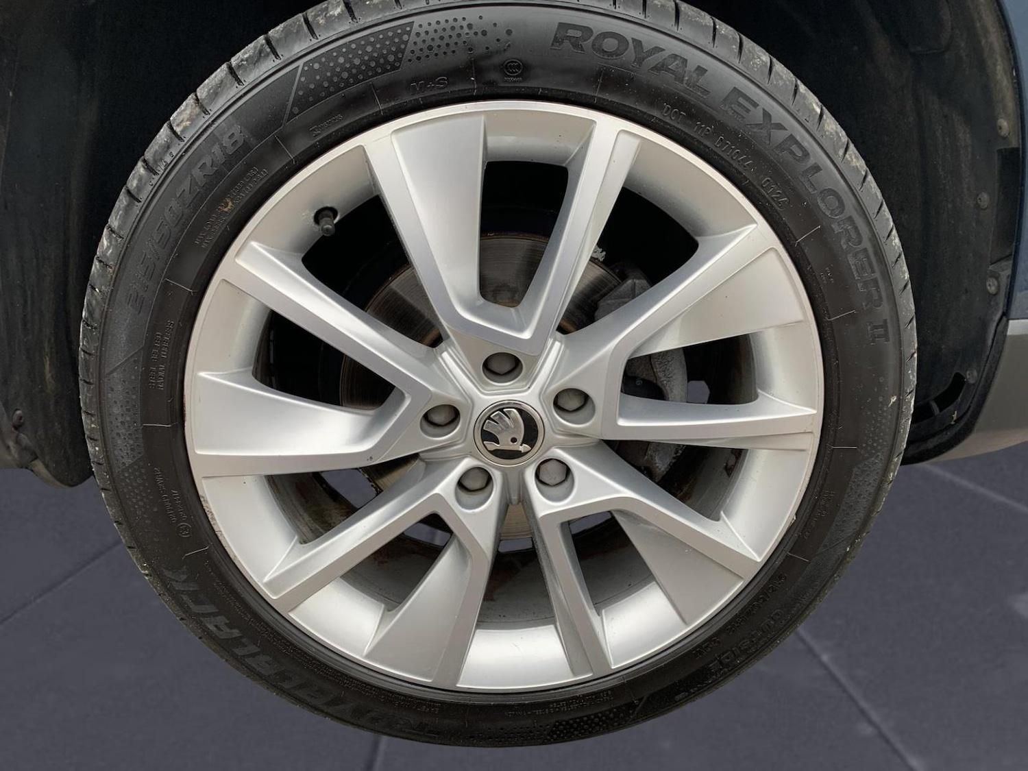 Used Skoda Karoq 2019 for sale - 76722769: Photo 32